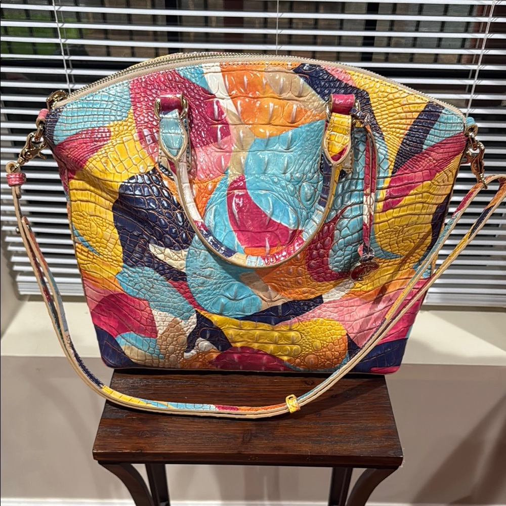 Large Brahmin bag. 🌹
Colorful Patchwork Leather Handbag